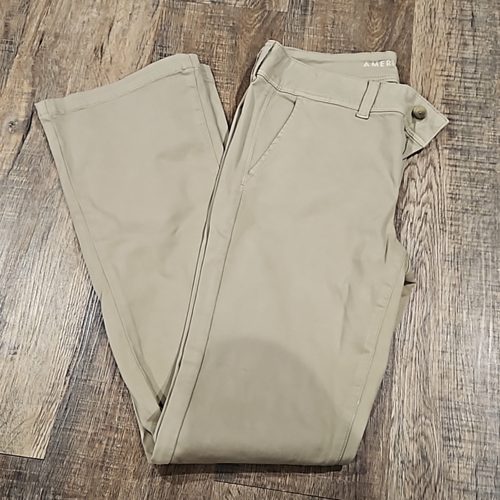 American Eagle Khakis